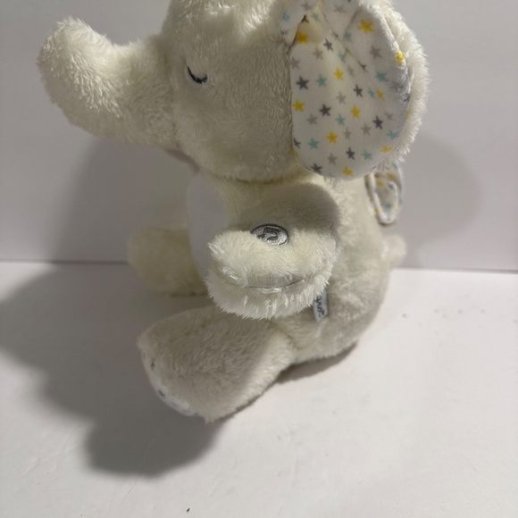 DreamGro Plush Elephant Baby Musical Color-Changing Baby soother - Picture 3 of 11